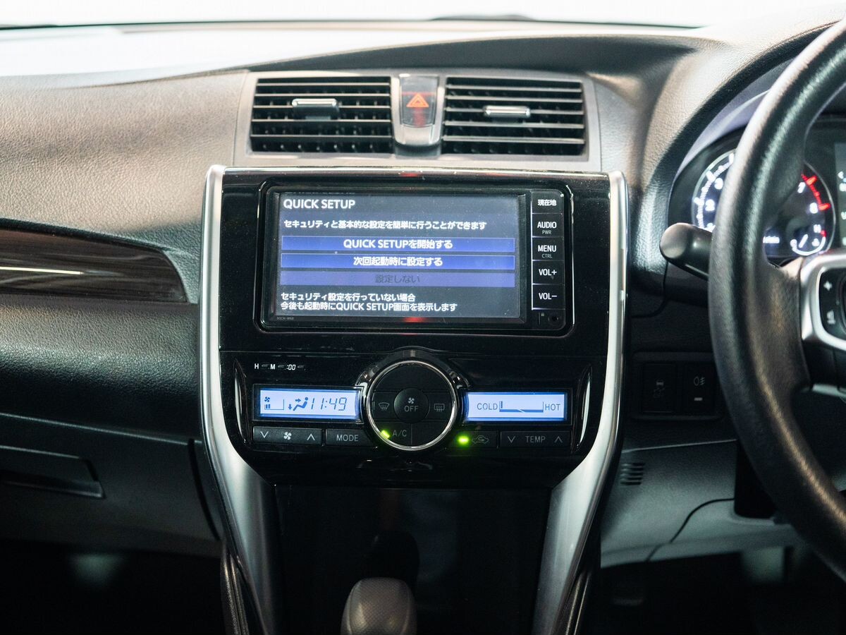 Toyota Premio 2019 - фото автомобиля