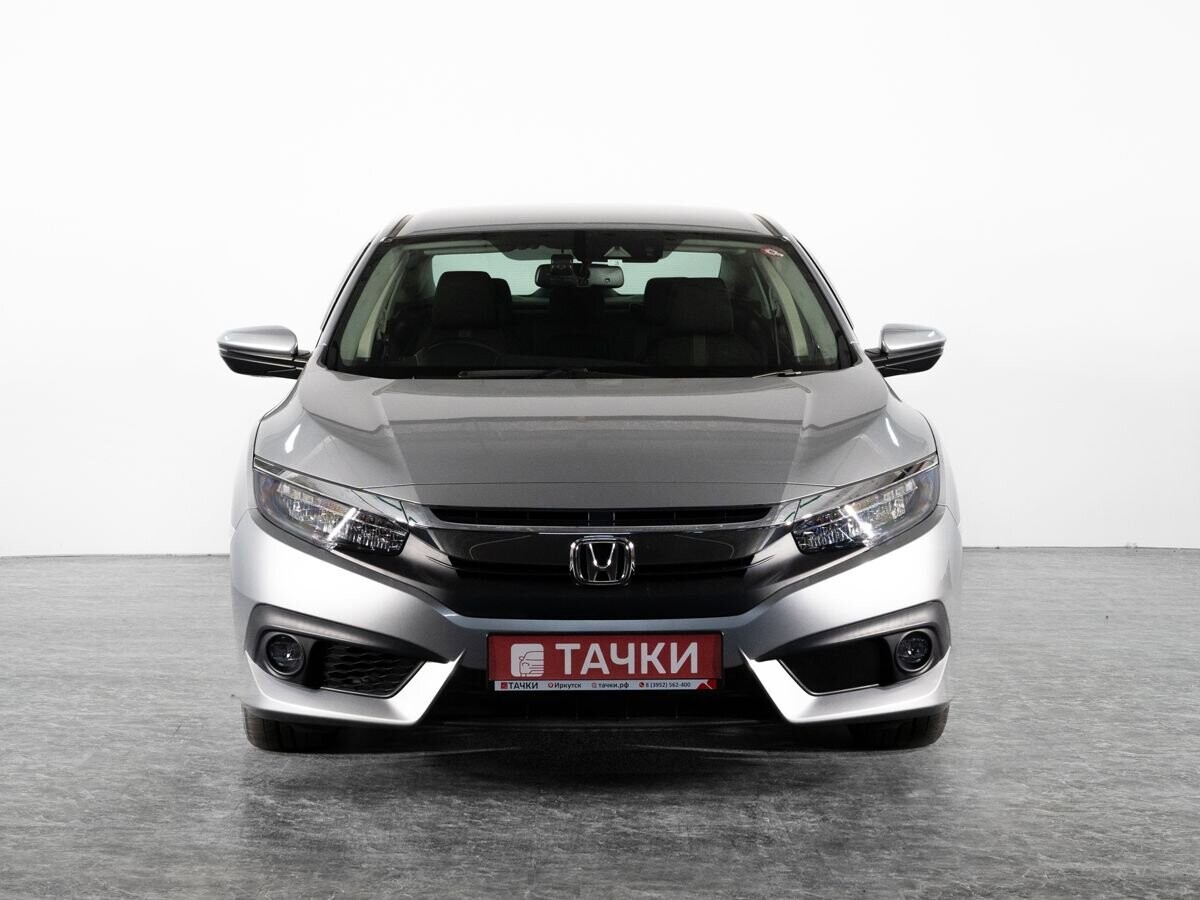Honda Civic 2018 - фото автомобиля