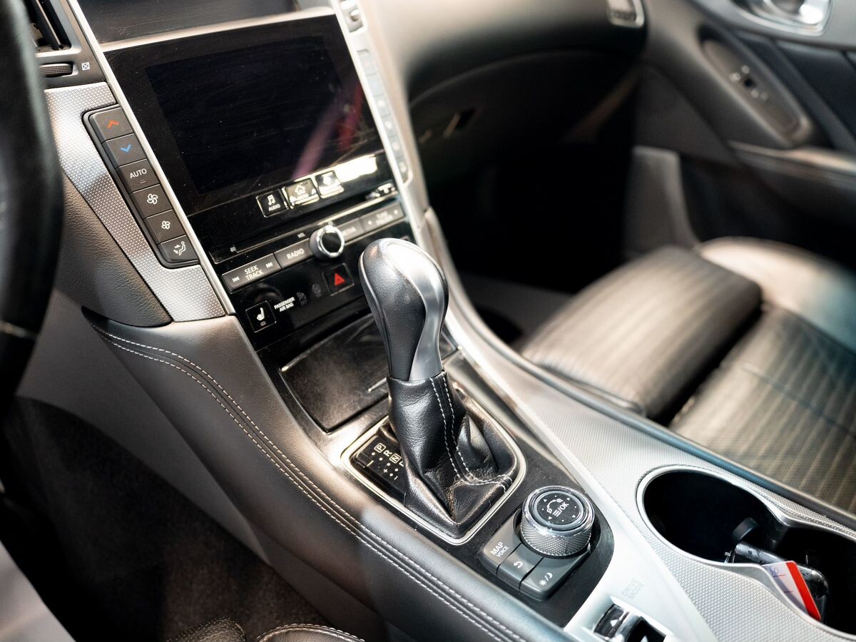 Infiniti Q50 2014 - фото автомобиля