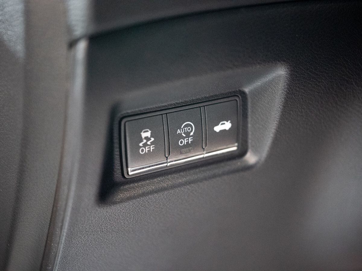 Infiniti Q50 2014 - фото автомобиля