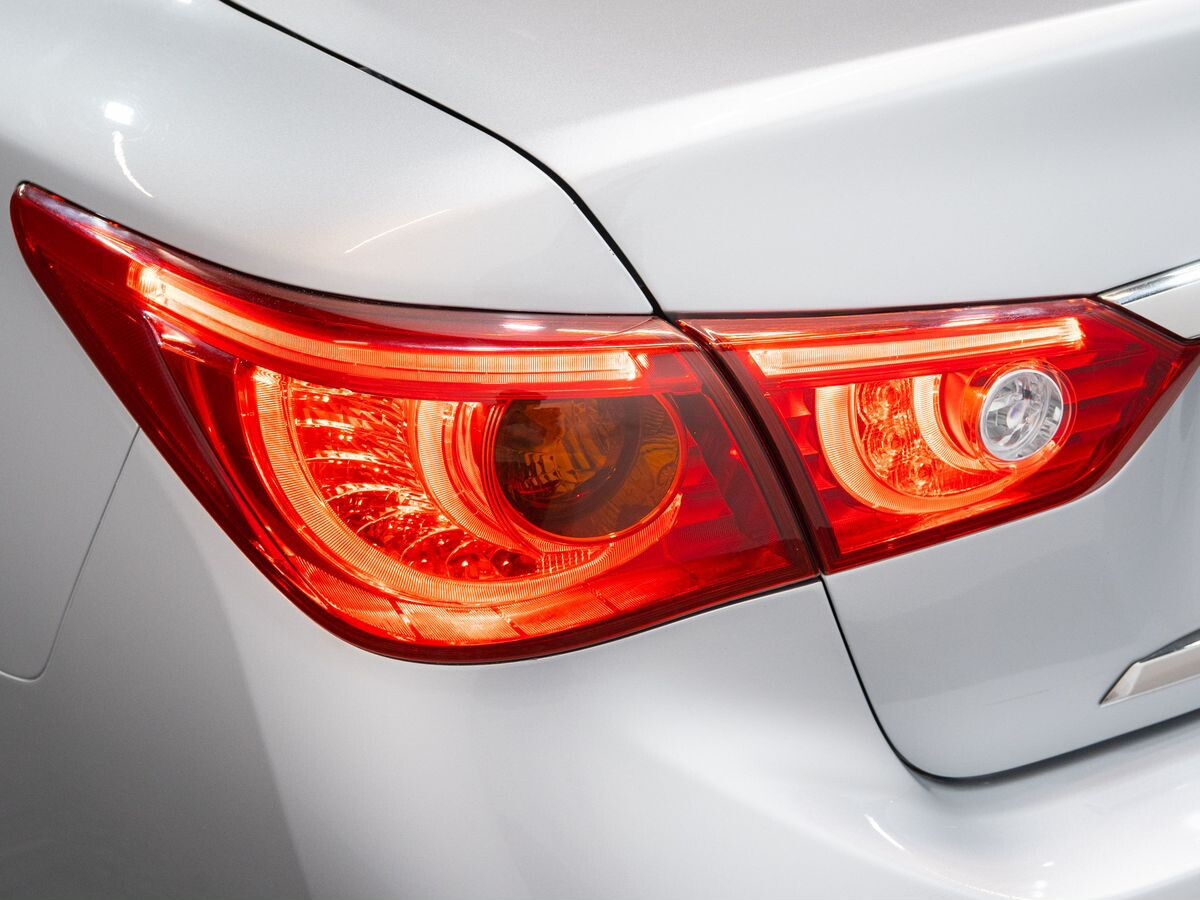 Infiniti Q50 2014 - фото автомобиля