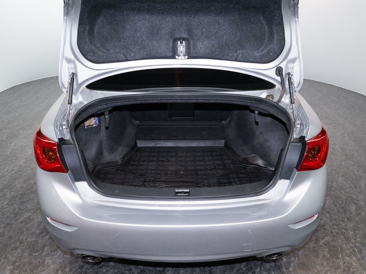 Infiniti Q50 2014 - фото автомобиля