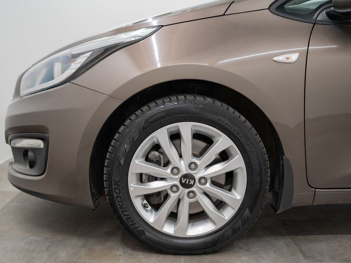 Kia Ceed 2017 - фото автомобиля