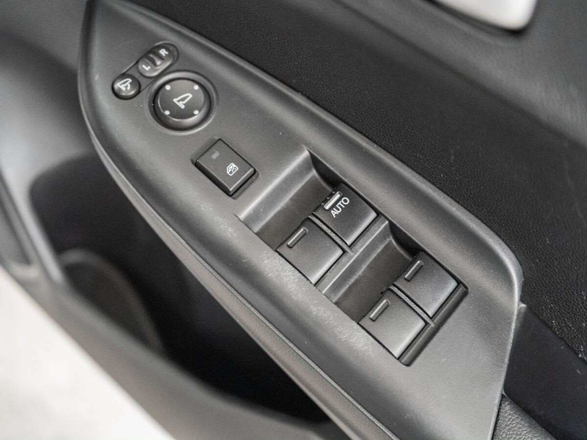 Honda Shuttle 2015 - фото автомобиля