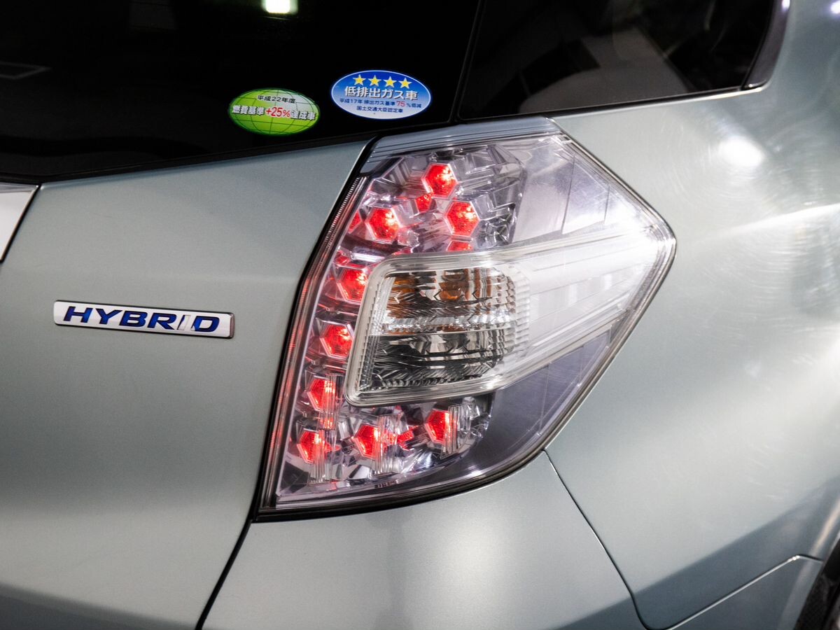 Honda Fit Shuttle 2012 - фото автомобиля