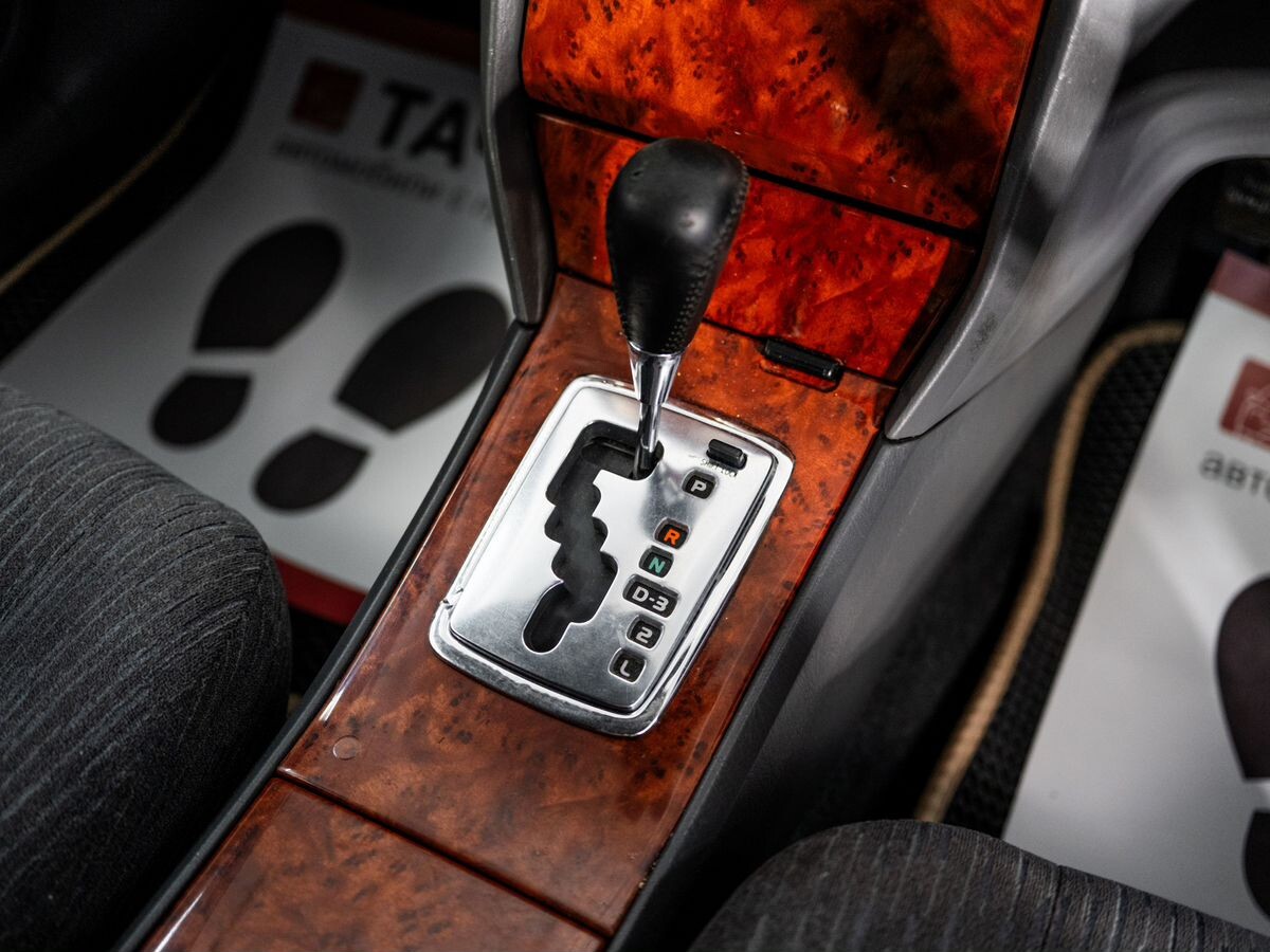 Toyota Premio 2005 - фото автомобиля