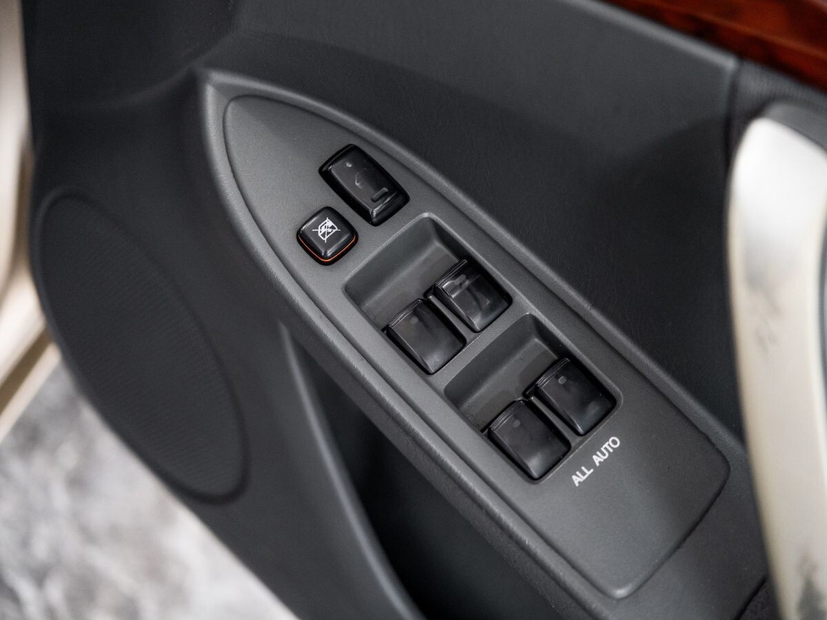 Toyota Premio 2005 - фото автомобиля