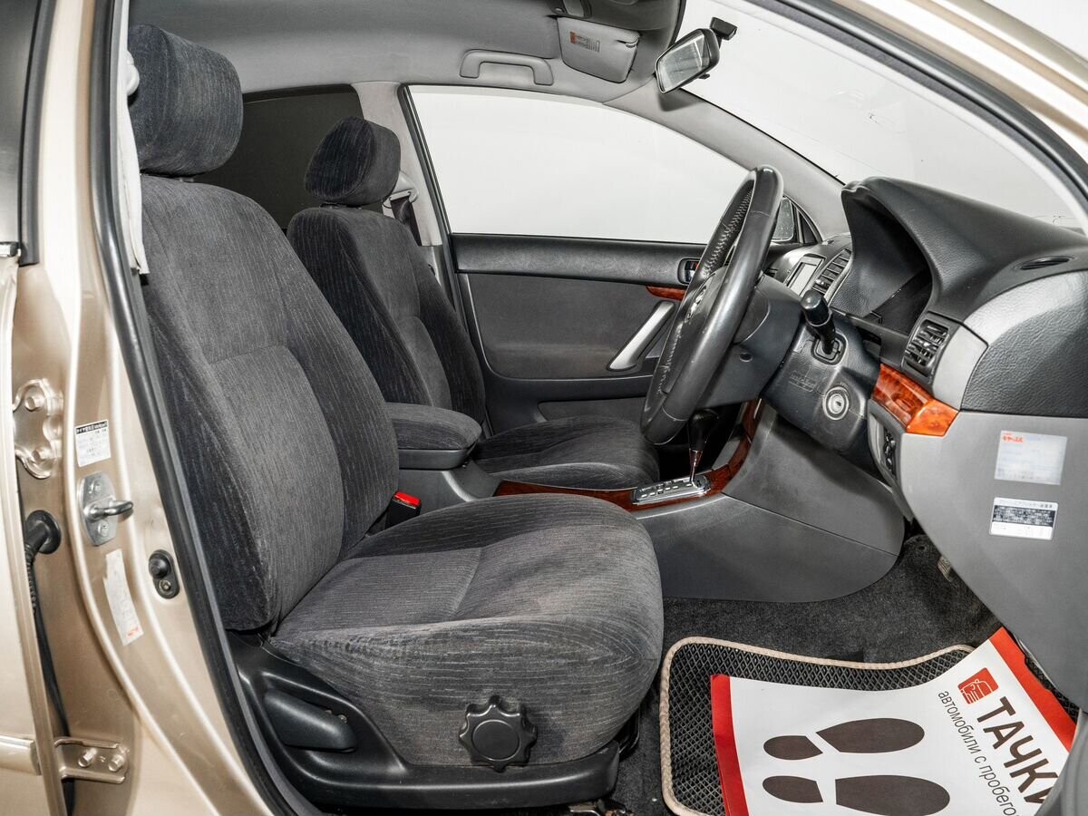 Toyota Premio 2005 - фото автомобиля