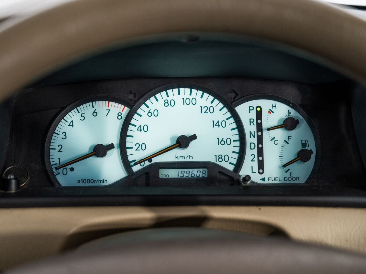 Toyota Corolla 2001 - фото автомобиля