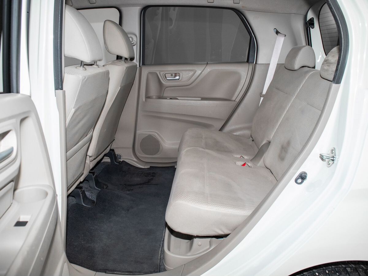 Honda N-WGN 2018 - фото автомобиля