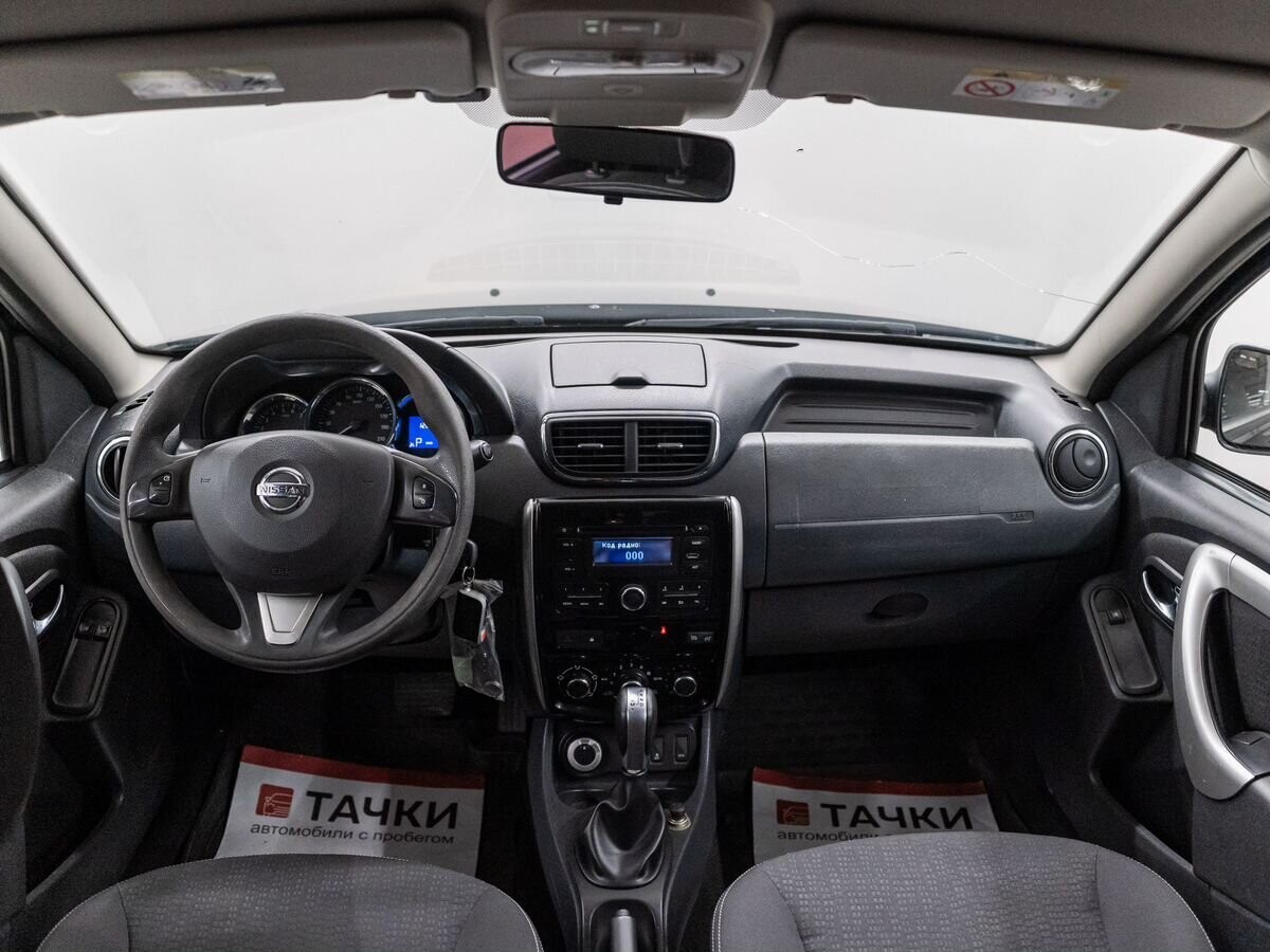 Nissan Terrano 2017 - фото автомобиля