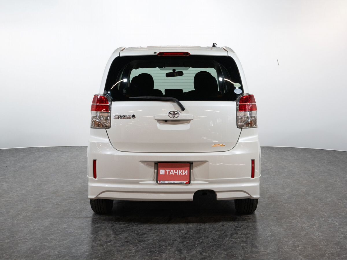 Toyota Spade 2012 - фото автомобиля