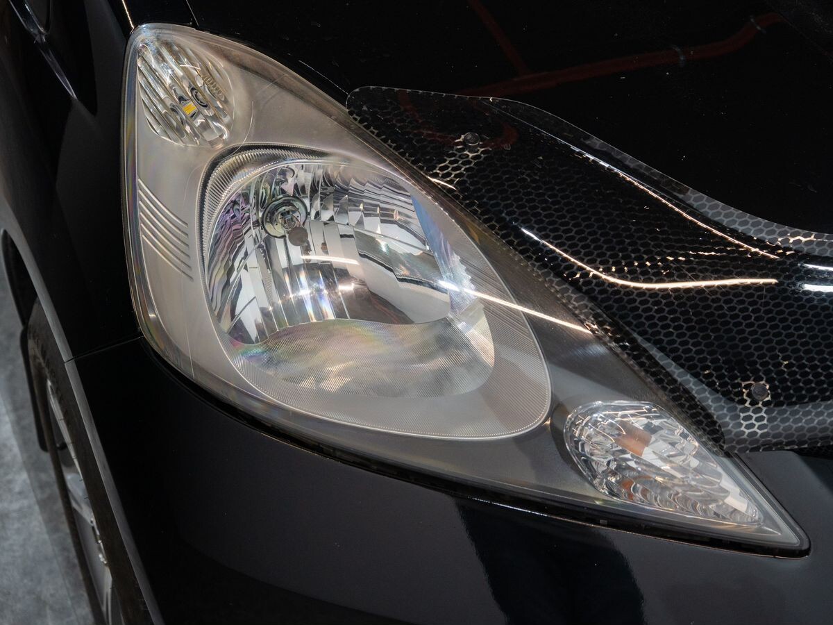 Honda Fit 2010 - фото автомобиля