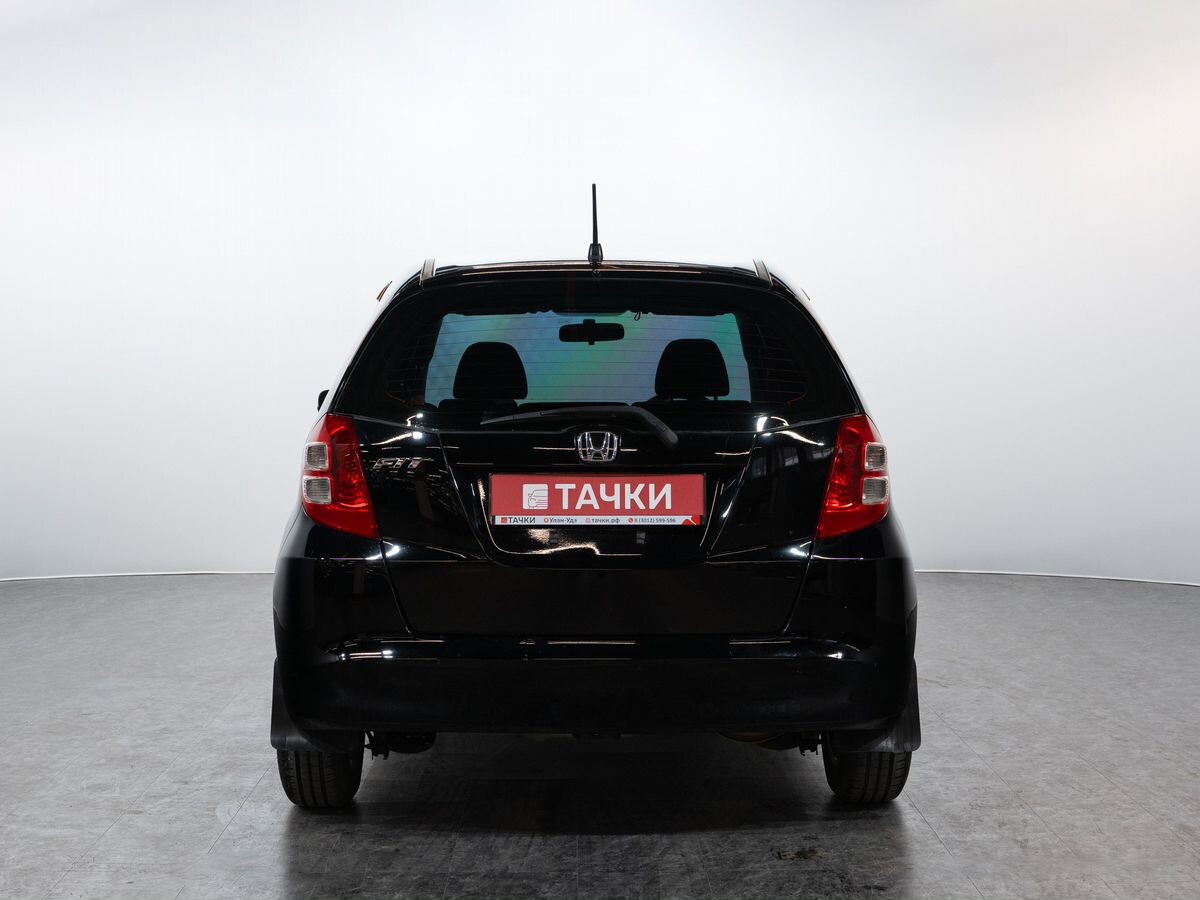 Honda Fit 2010 - фото автомобиля