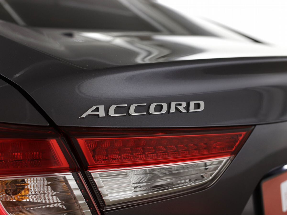 Honda Accord 2018 - фото автомобиля