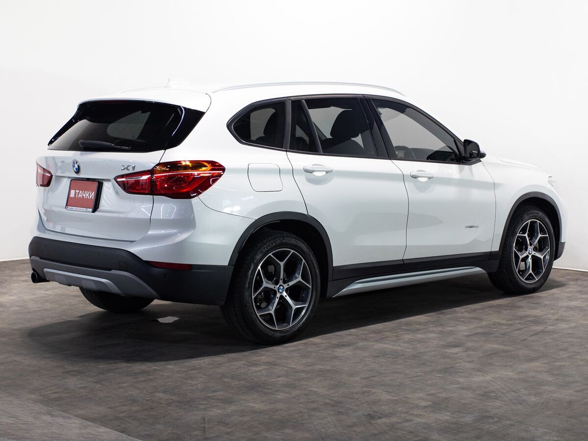 BMW X1 2016 - фото автомобиля