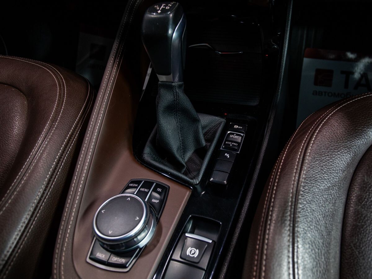 BMW X1 2016 - фото автомобиля