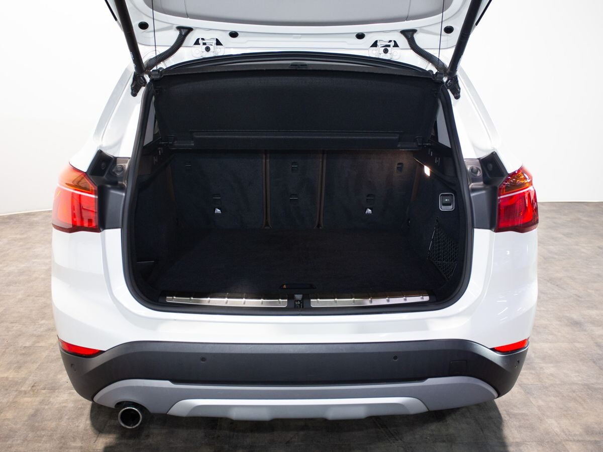 BMW X1 2016 - фото автомобиля