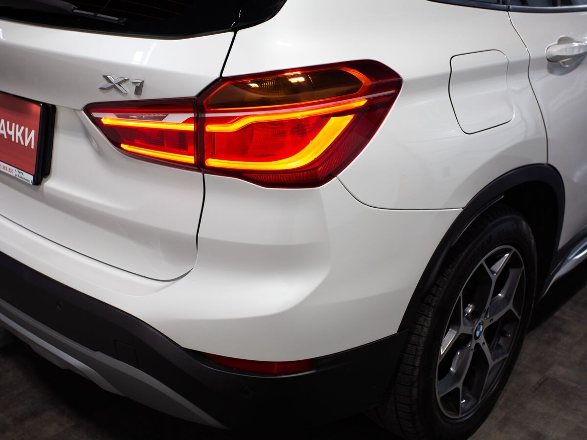 BMW X1 2016 - фото автомобиля