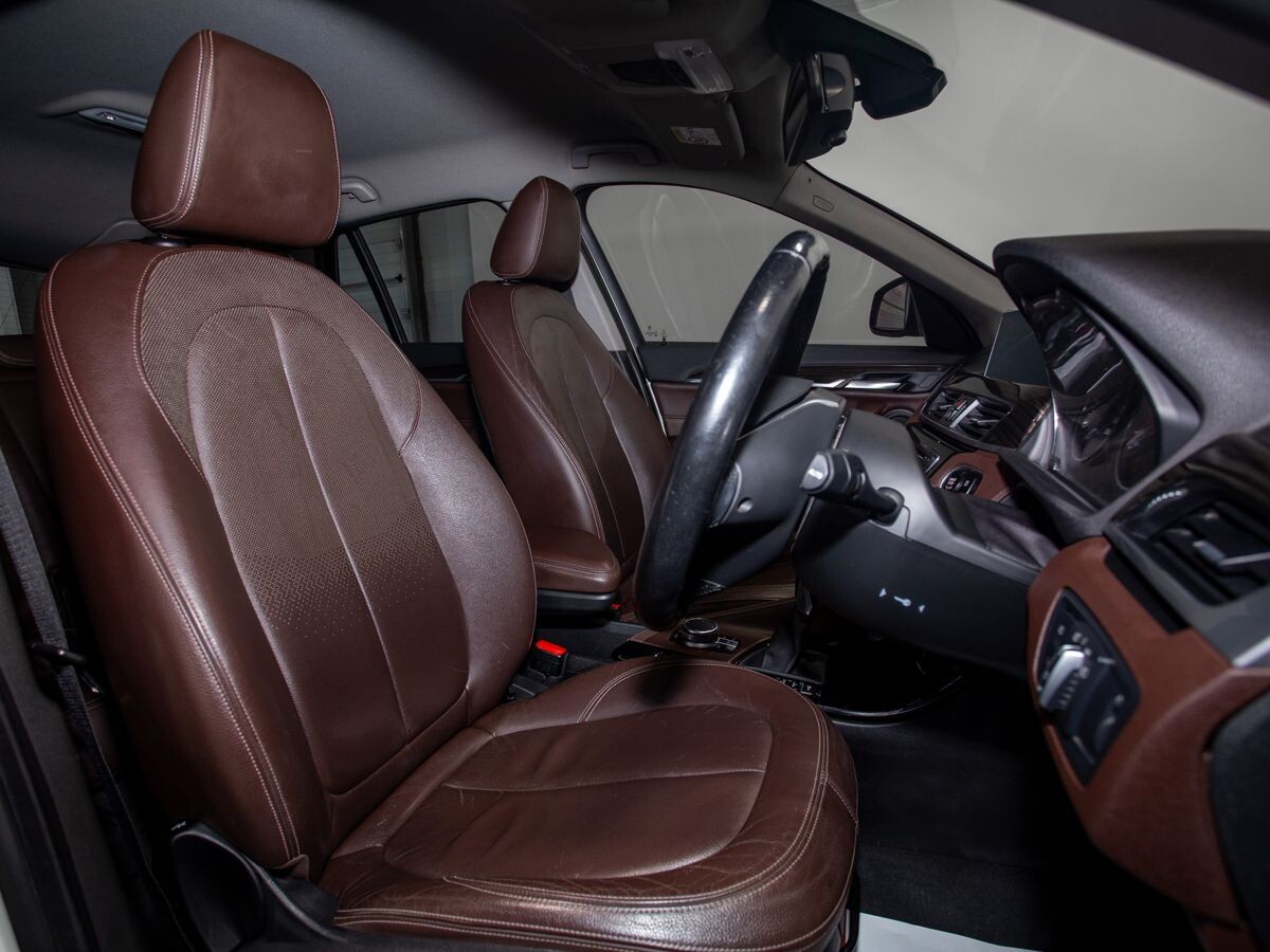 BMW X1 2016 - фото автомобиля