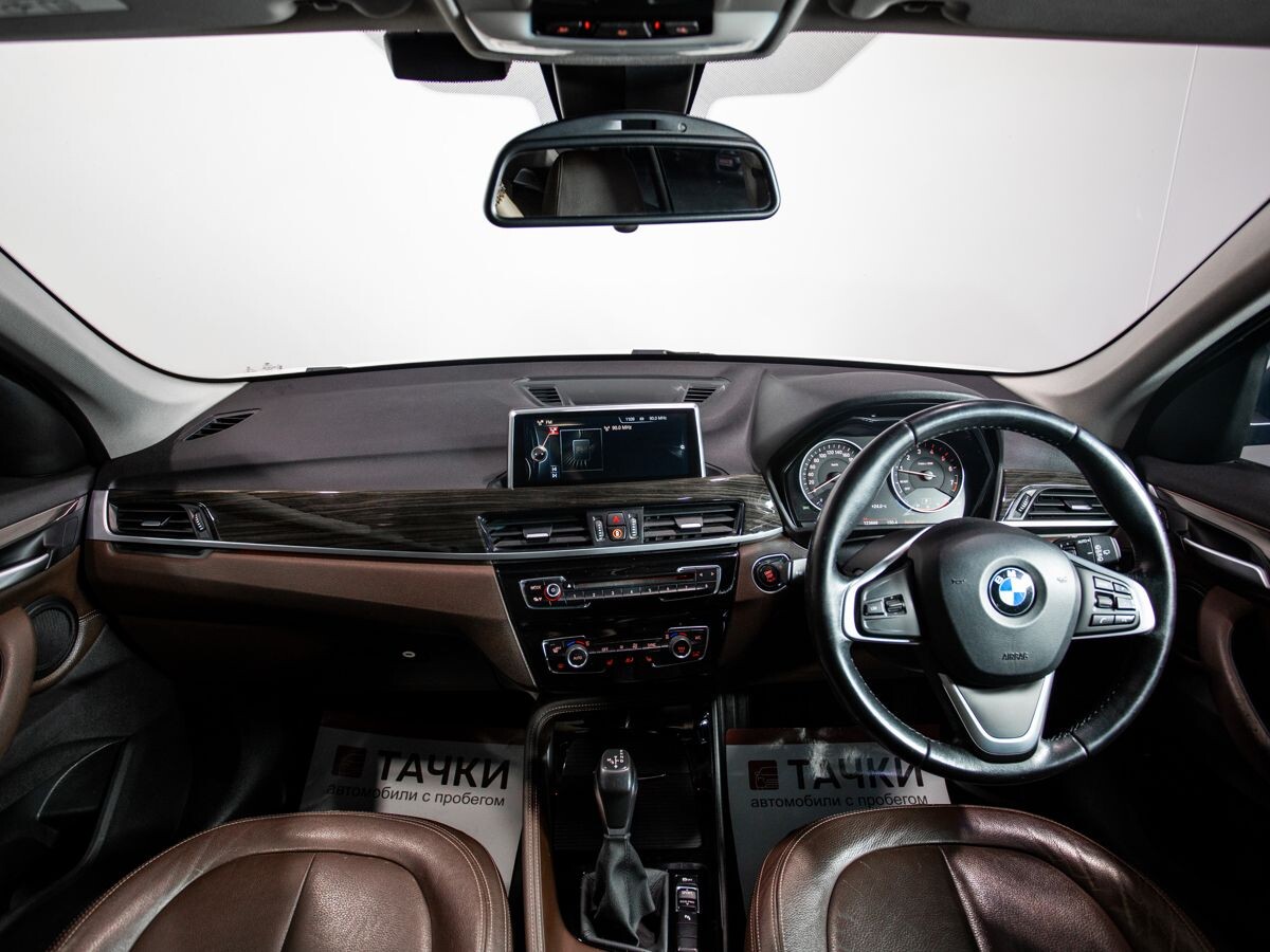 BMW X1 2016 - фото автомобиля