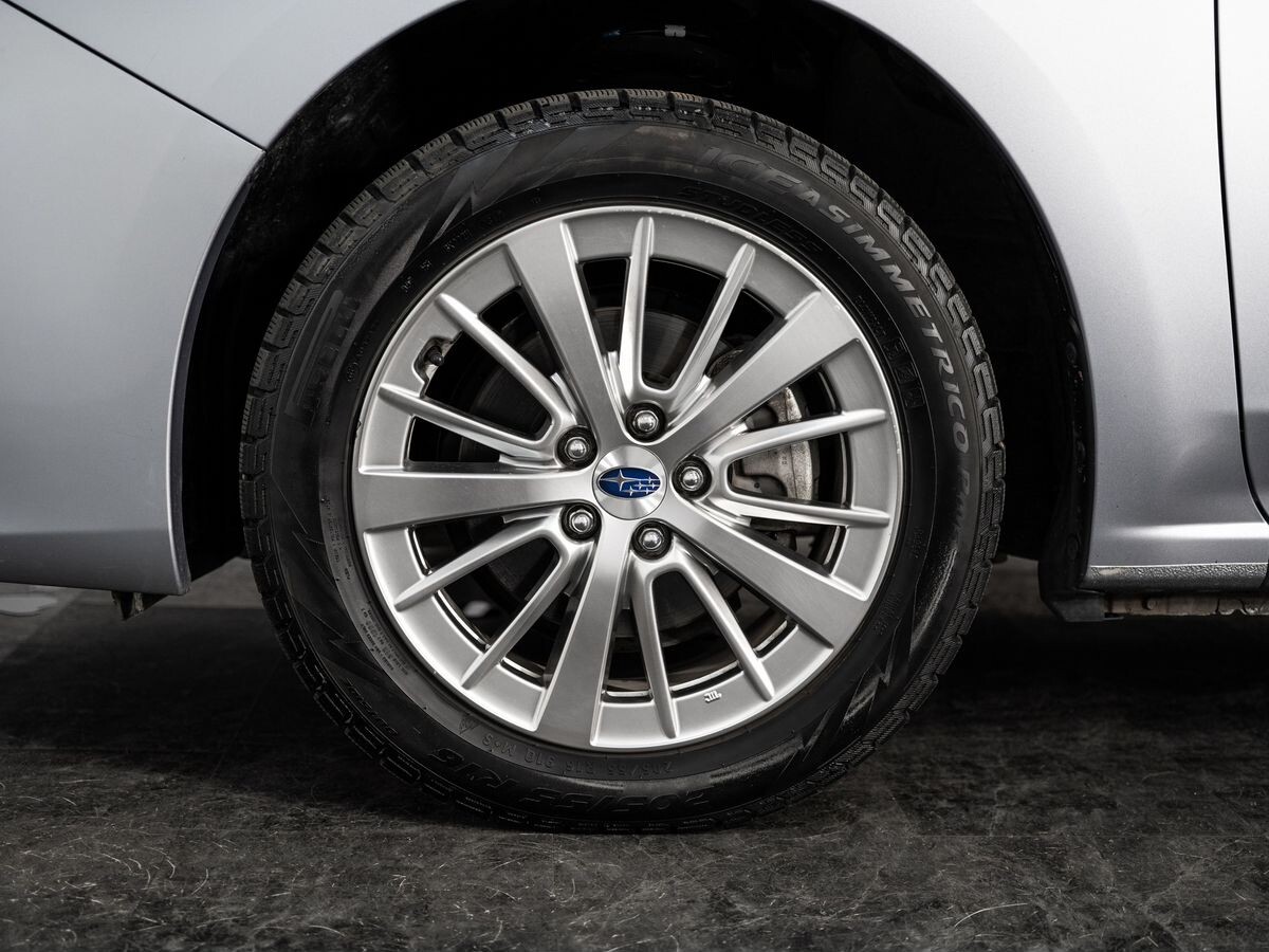 Subaru Impreza 2018 - фото автомобиля
