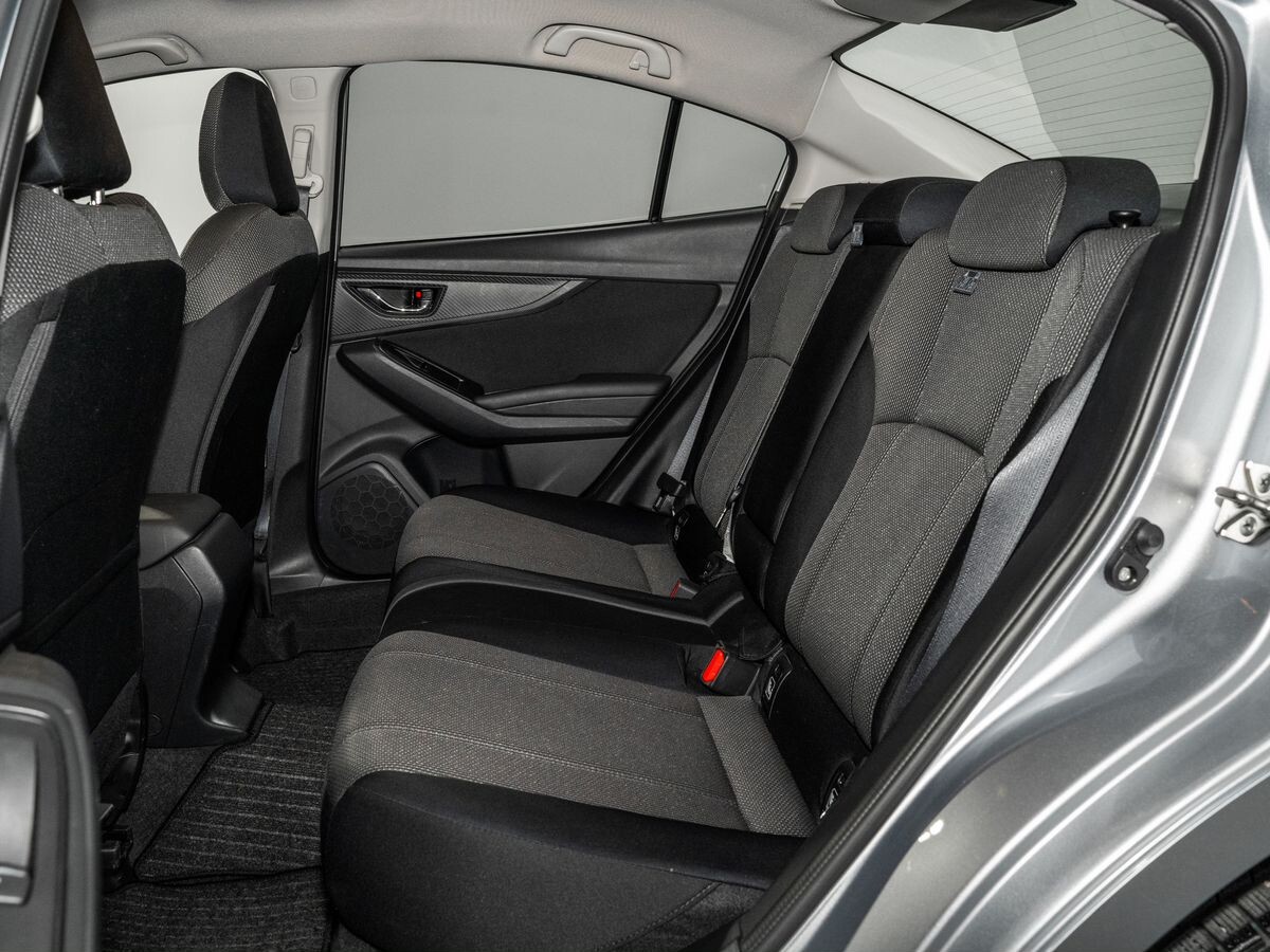 Subaru Impreza 2018 - фото автомобиля