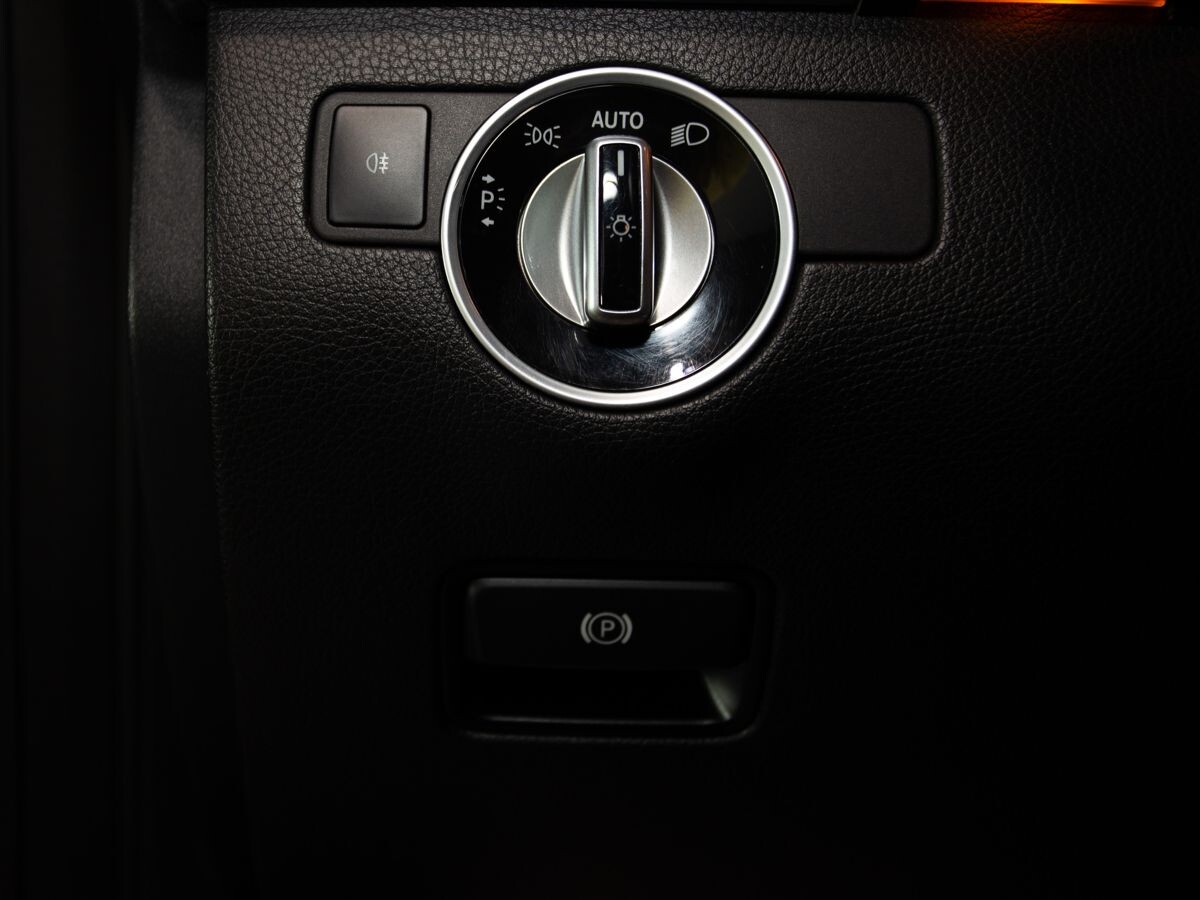 Mercedes-Benz M-Класс 2014 - фото автомобиля