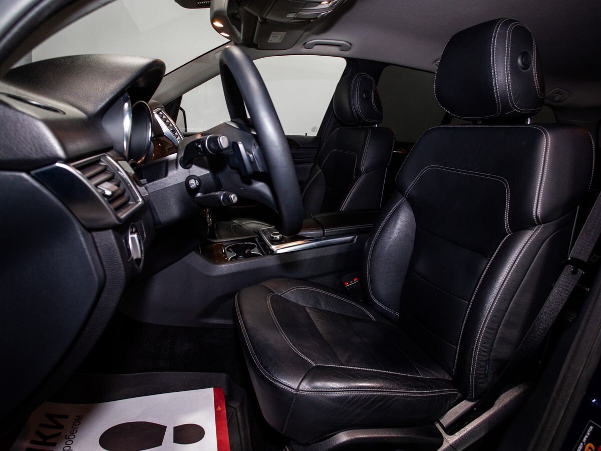 Mercedes-Benz M-Класс 2014 - фото автомобиля