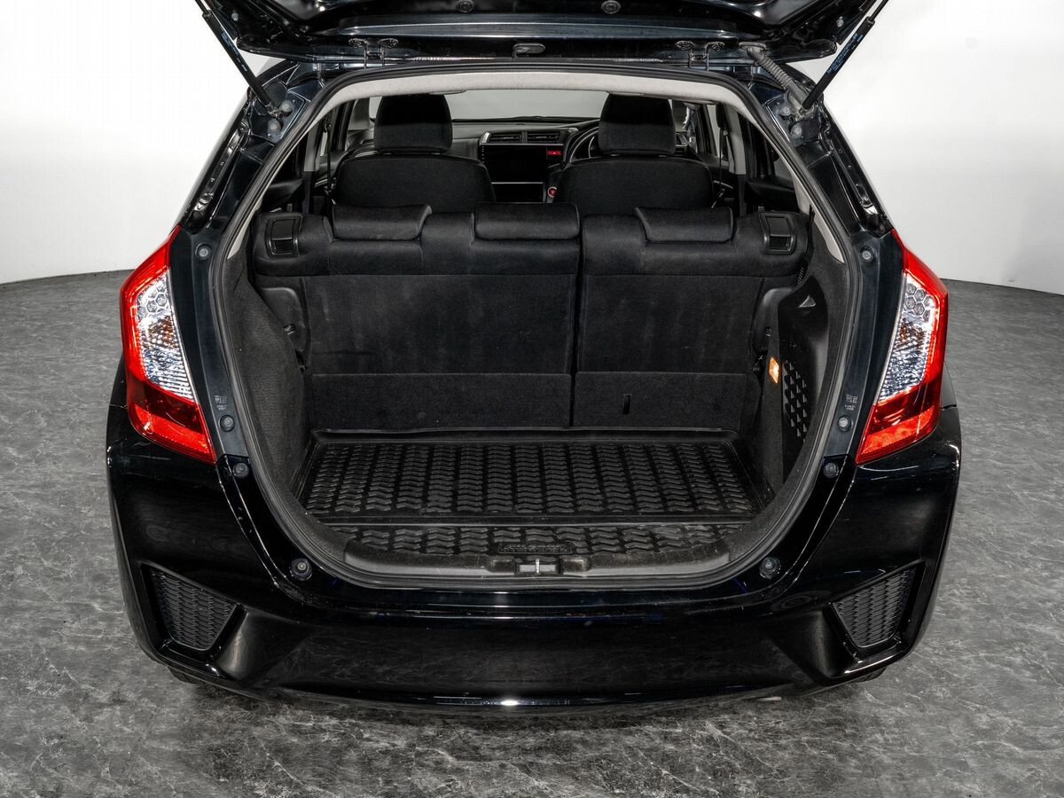 Honda Fit 2015 - фото автомобиля