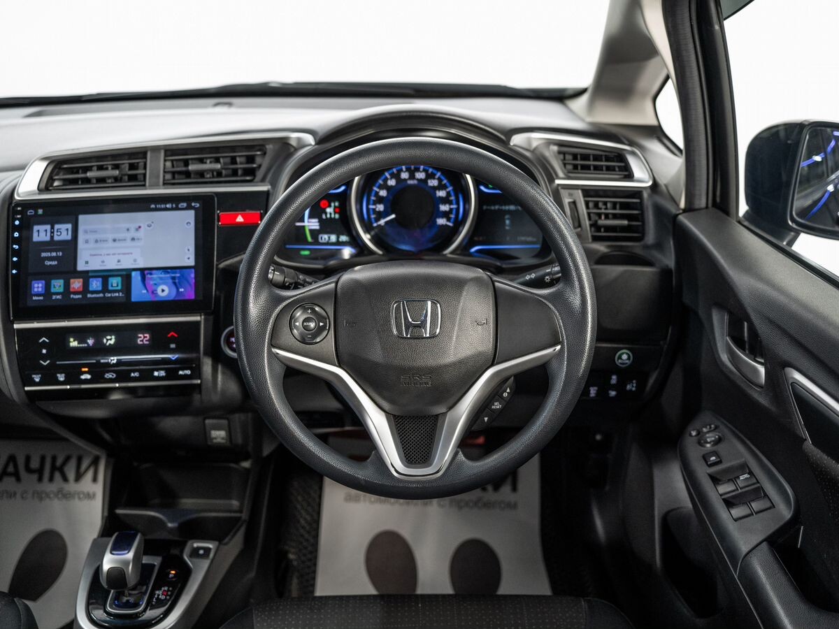 Honda Fit 2015 - фото автомобиля