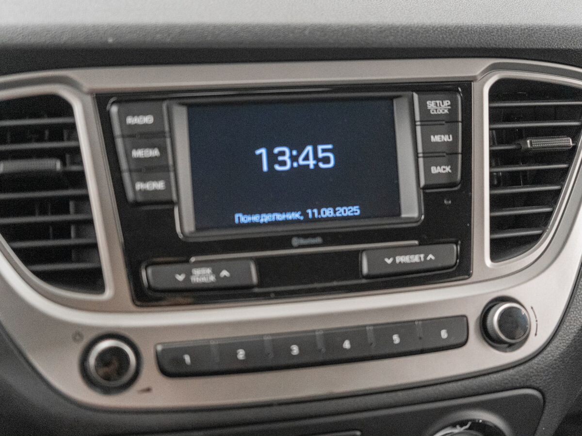 Solaris HS 2024 - фото автомобиля