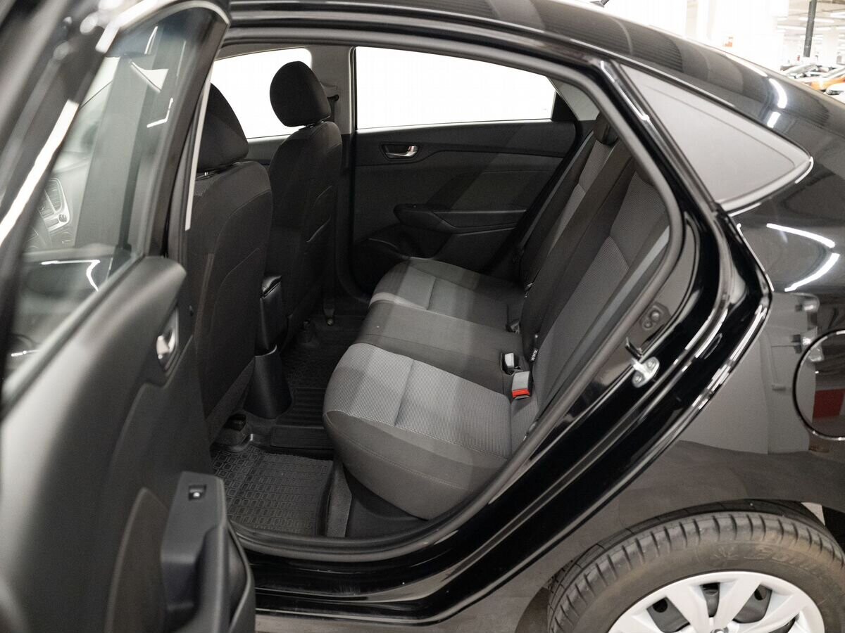 Solaris HS 2024 - фото автомобиля