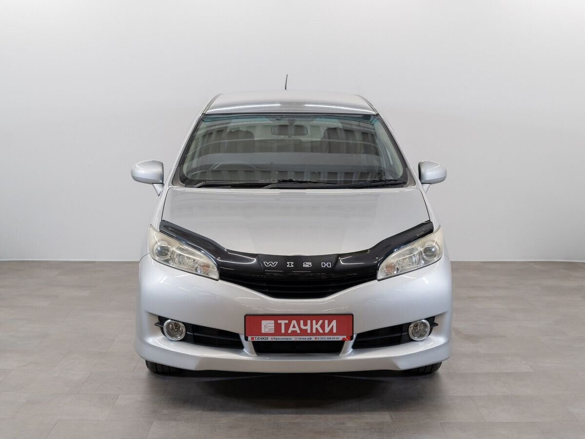 Toyota Wish 2009 - фото автомобиля