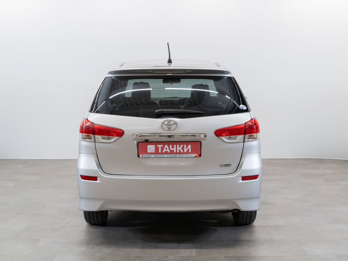 Toyota Wish 2009 - фото автомобиля