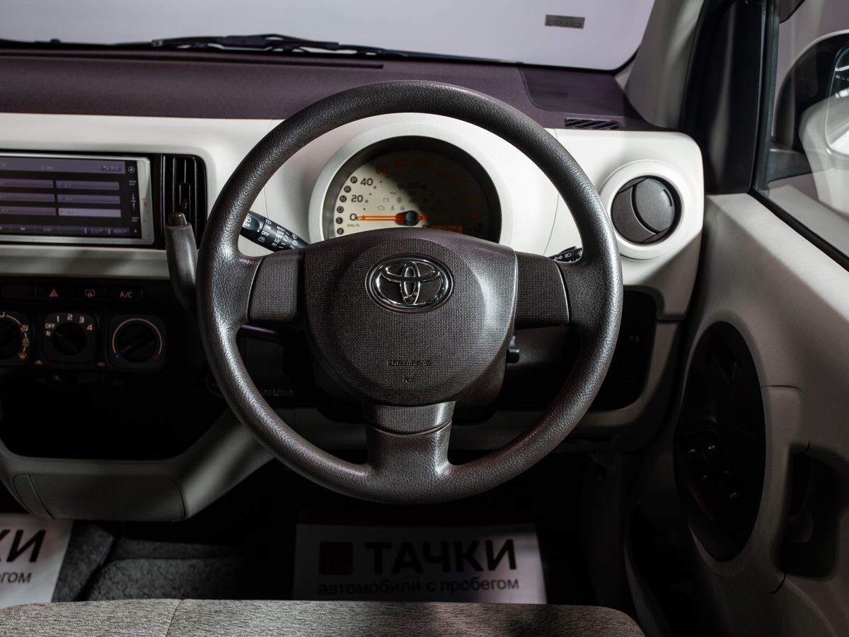 Toyota Passo 2012 - фото автомобиля