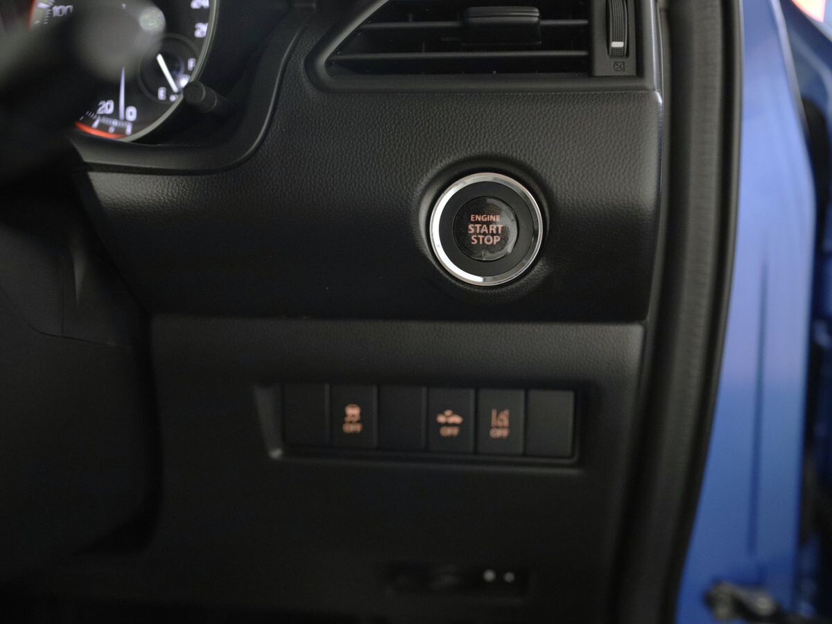 Suzuki Swift 2019 - фото автомобиля