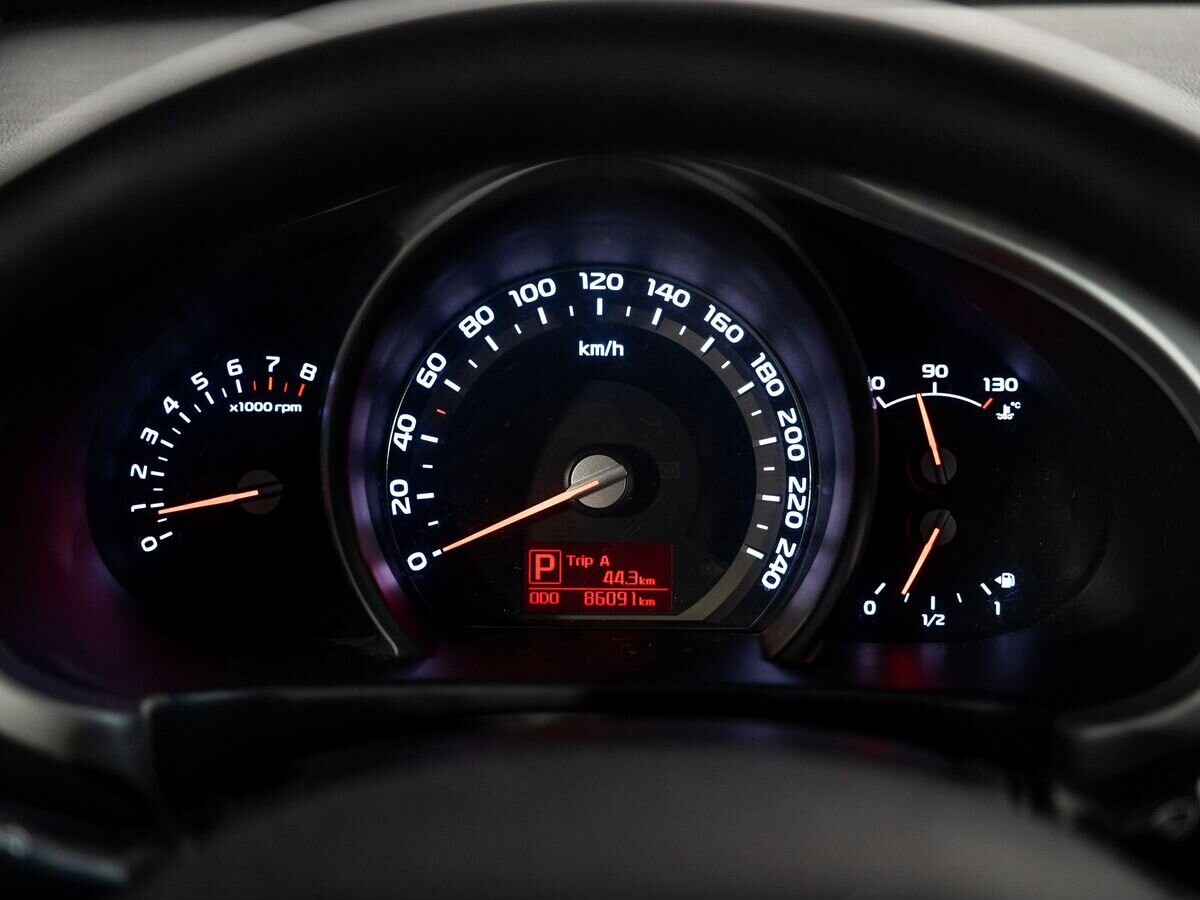 Kia Sportage 2015 - фото автомобиля