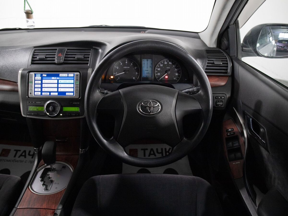 Toyota Premio 2009 - фото автомобиля