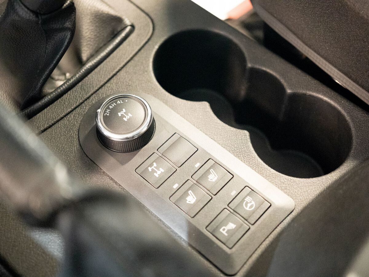 УАЗ Patriot 2019 - фото автомобиля