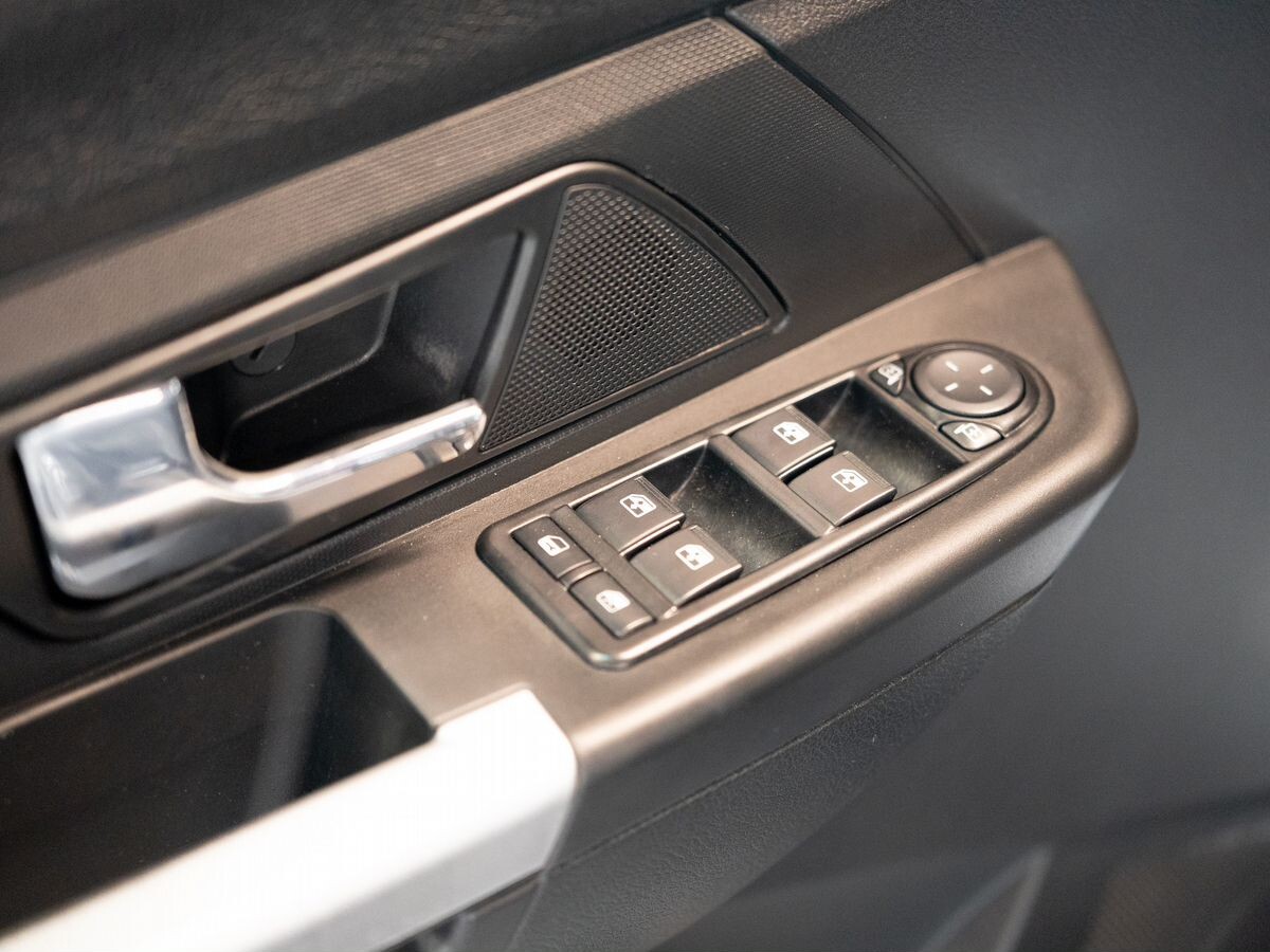 УАЗ Patriot 2019 - фото автомобиля