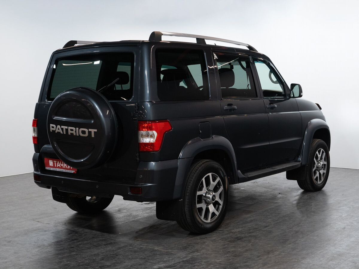 УАЗ Patriot 2019 - фото автомобиля