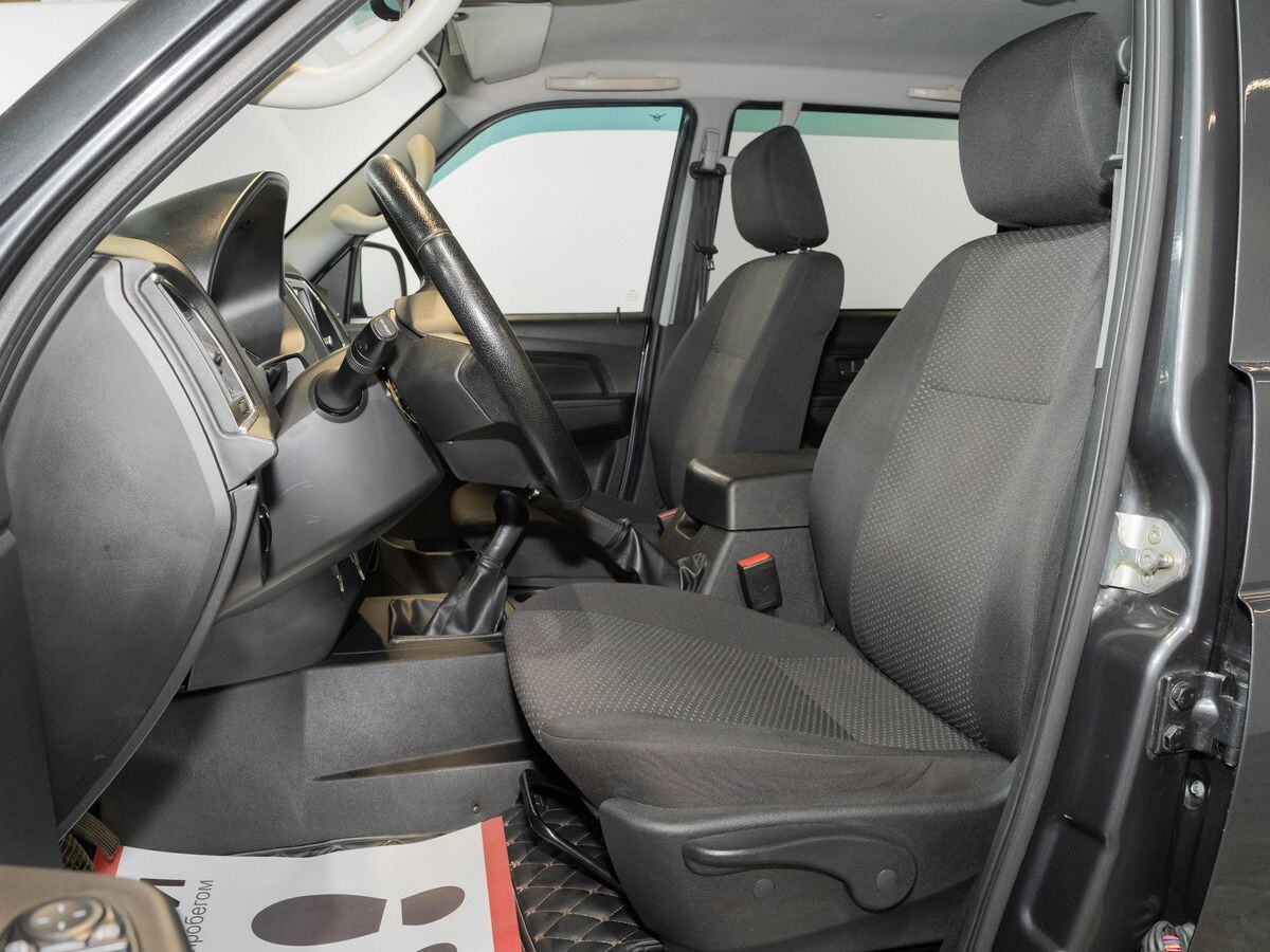 УАЗ Patriot 2019 - фото автомобиля