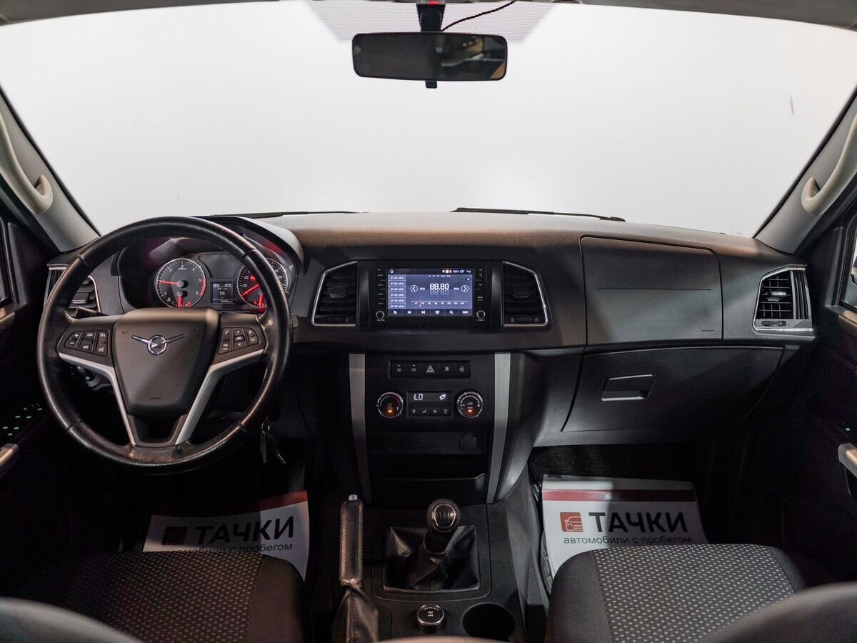 УАЗ Patriot 2019 - фото автомобиля