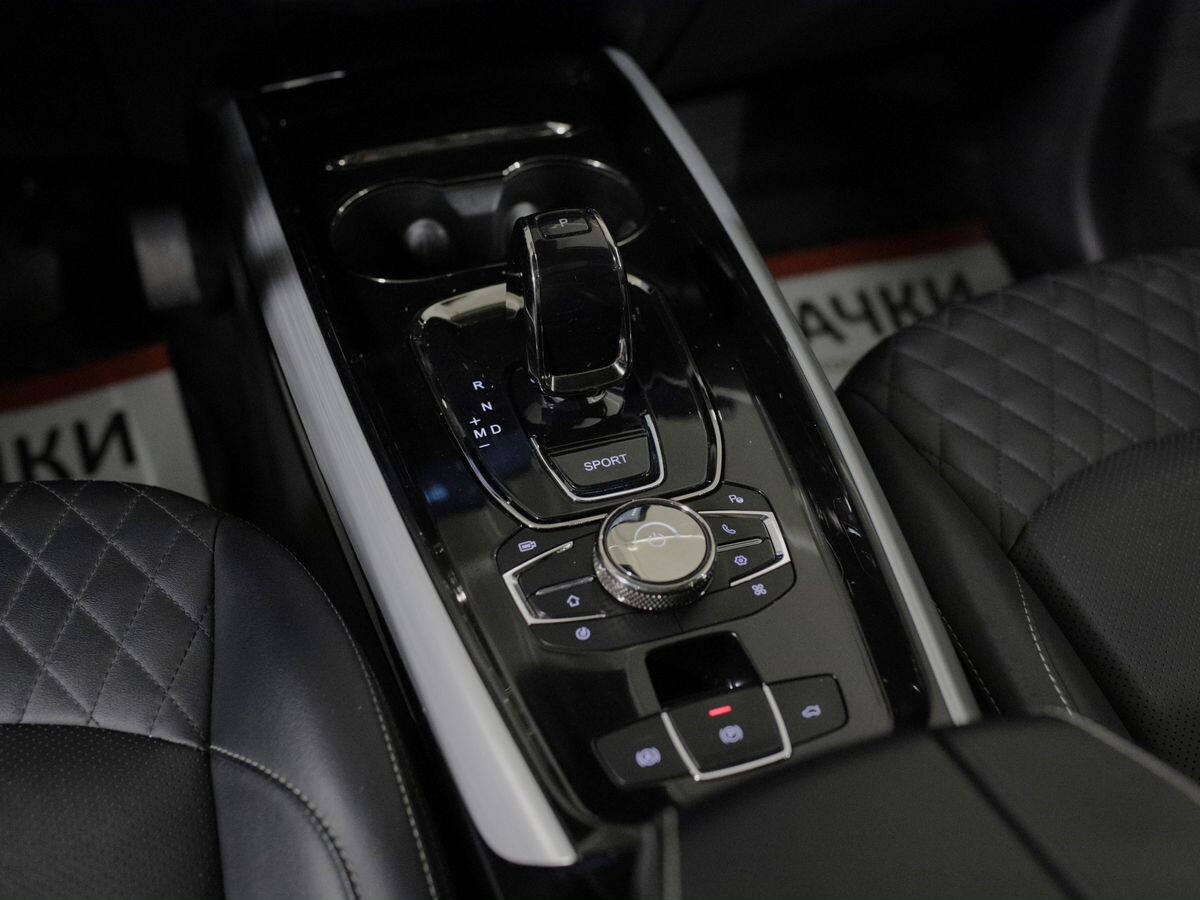 Exeed TXL 2021 - фото автомобиля