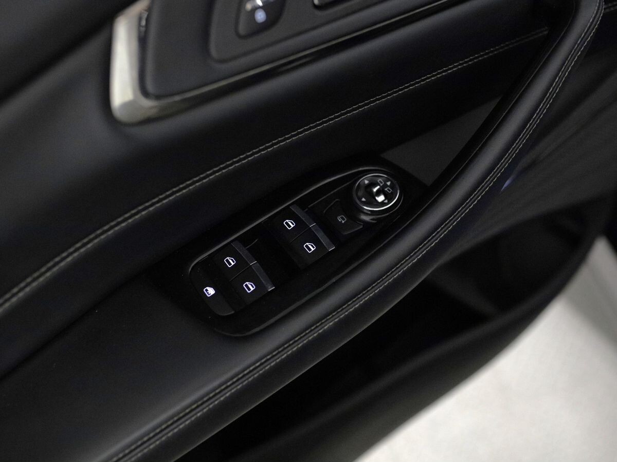 Exeed TXL 2021 - фото автомобиля