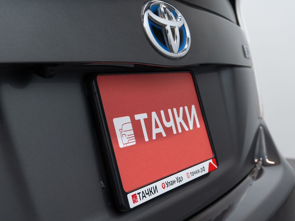 Toyota Prius 2011 - фото автомобиля