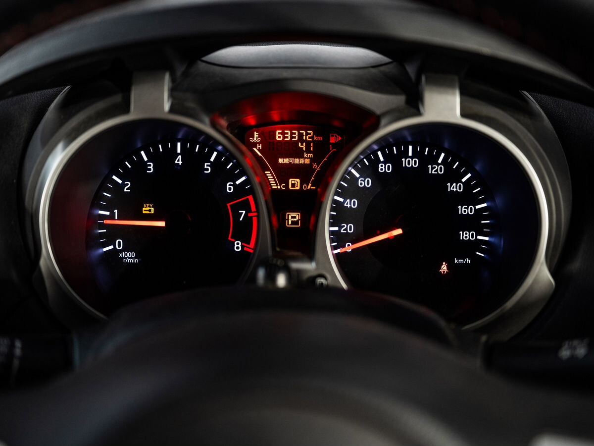 Nissan Juke 2016 - фото автомобиля