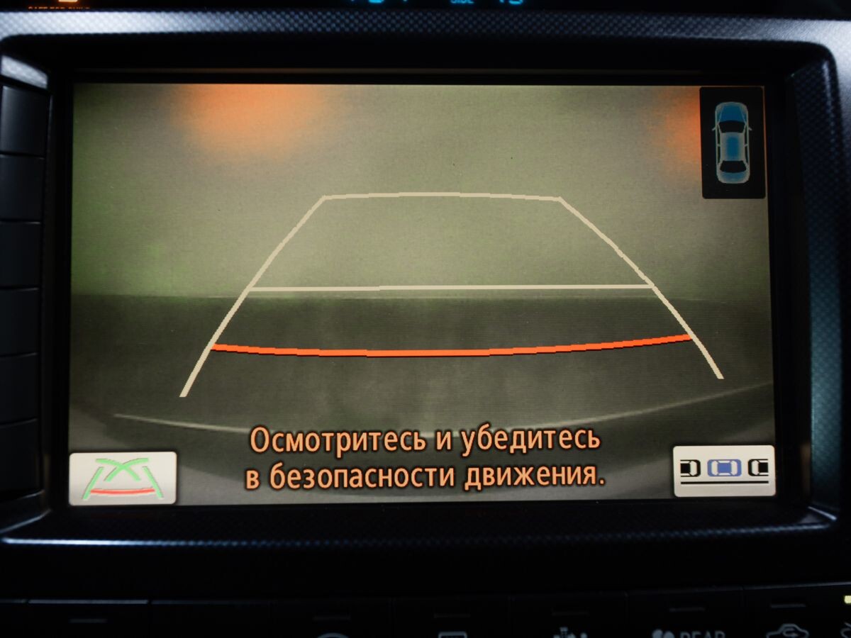 Toyota Land Cruiser 2011 - фото автомобиля