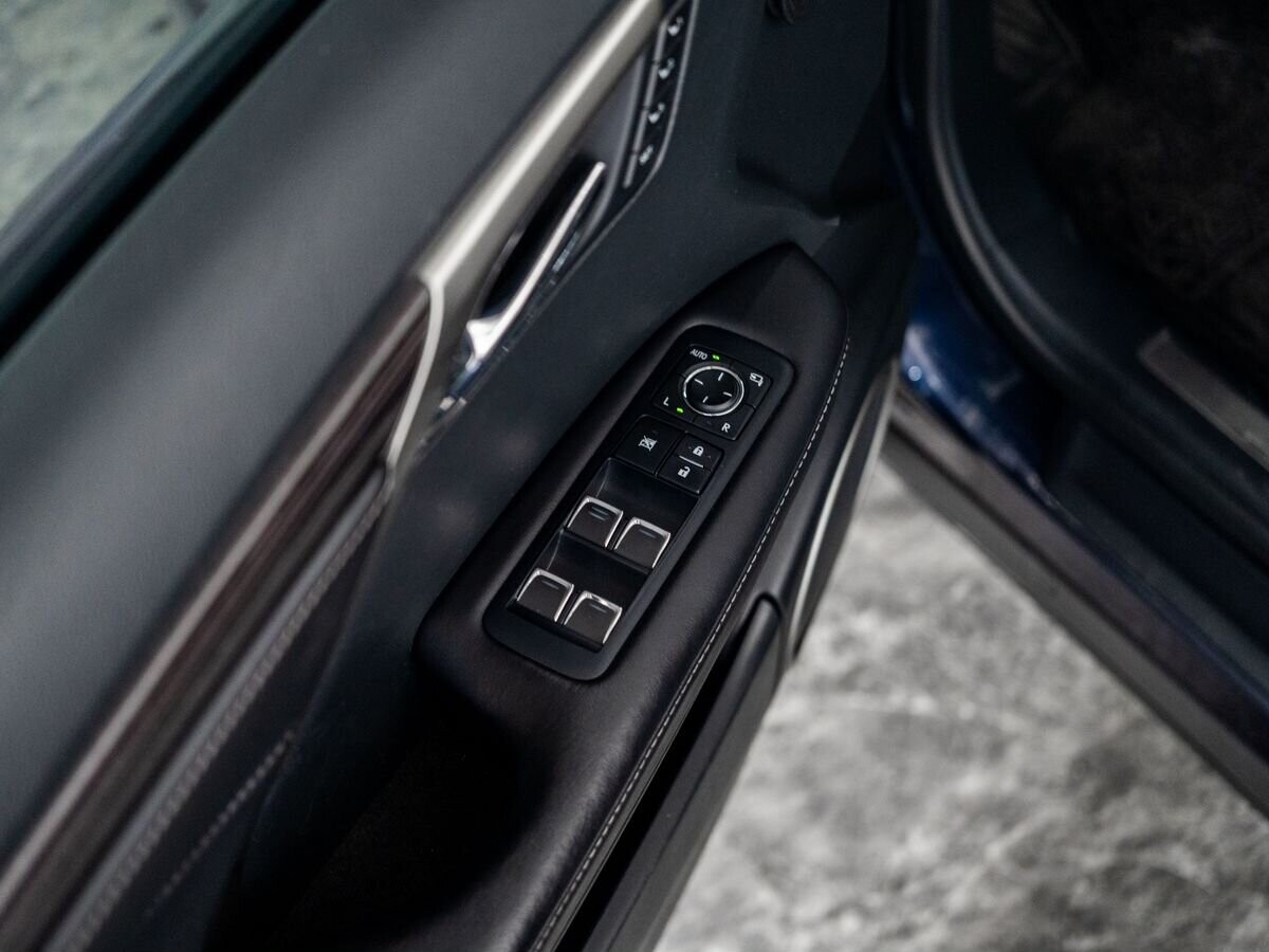 Lexus RX 2019 - фото автомобиля